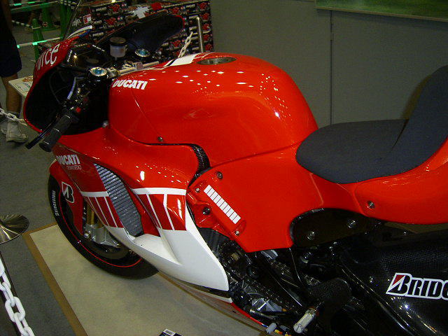 DUCATI DESMOSEDUCI