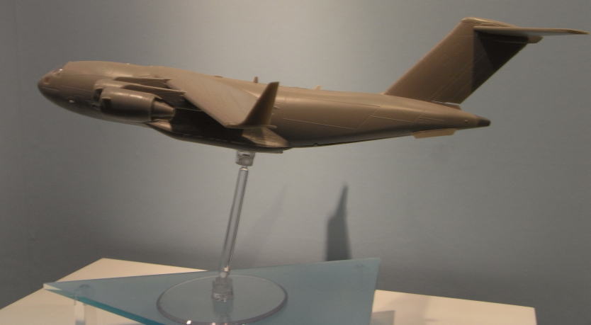 REVEL GERMANY 1/144 C-17