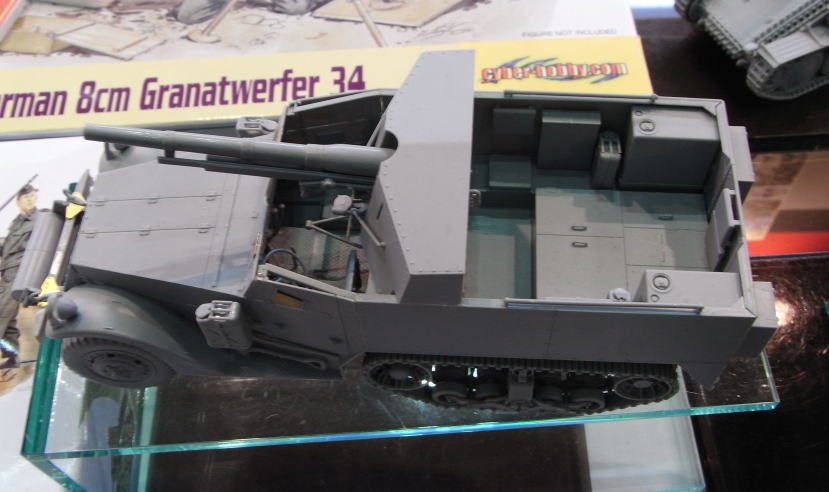 DRAGON 1/35 M3 75mm Gun Motor Carriage