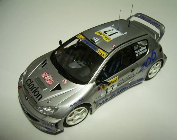 TAMIYA 1/24 PEUGEOT 206 WRC 2000