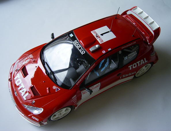 TAMIYA 1/24 PEUGEOT 206 WRC 2003