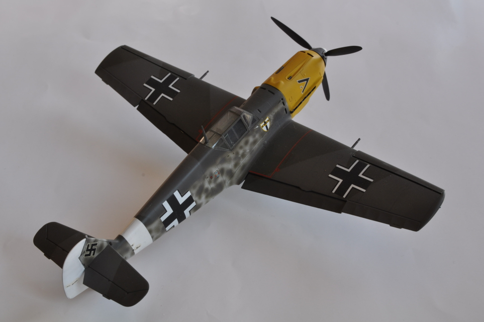 HASEGAWA 1/48 Bf109E-4/7 lieutenant Max Dobislav's&nbsp; aircraft �V./JG27 in&nbsp;Castel Benito, Sicily &nbsp;May, 1941