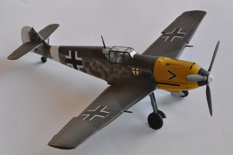 HASEGAWA 1/48 Bf109E-4/7 lieutenant Max Dobislav's&nbsp; aircraft �V./JG27 in&nbsp;Castel Benito, Sicily &nbsp;May, 1941