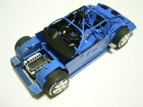 TAMIYA 1/24 CALSONIC SKYLINE 