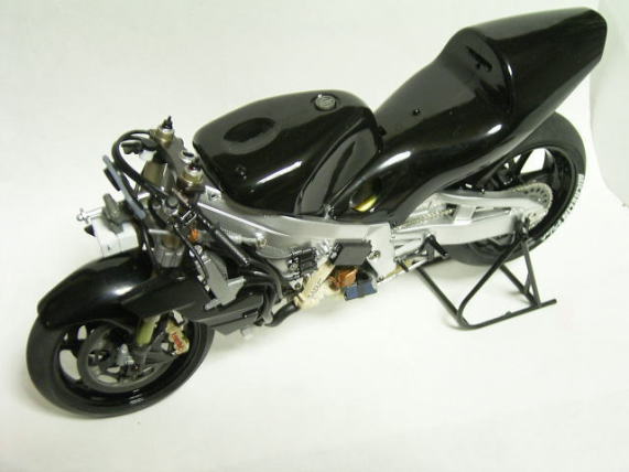 TAMIYA 1/12 HONDA PONS