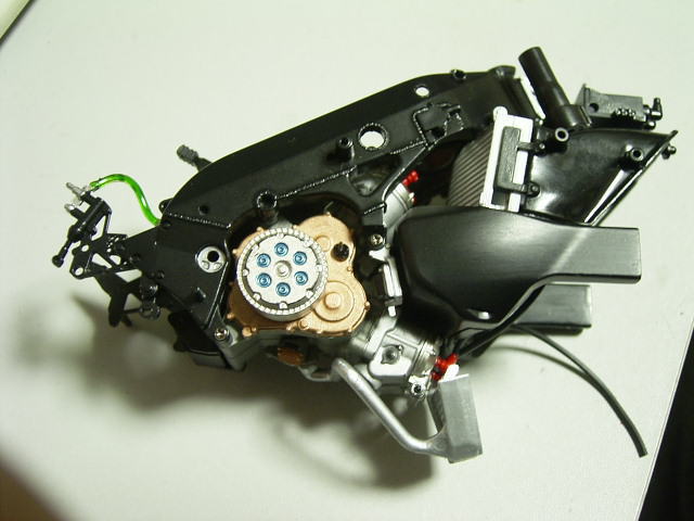 TAMIYA 1/12 TECH3 YAMAHA YZR500 '01 