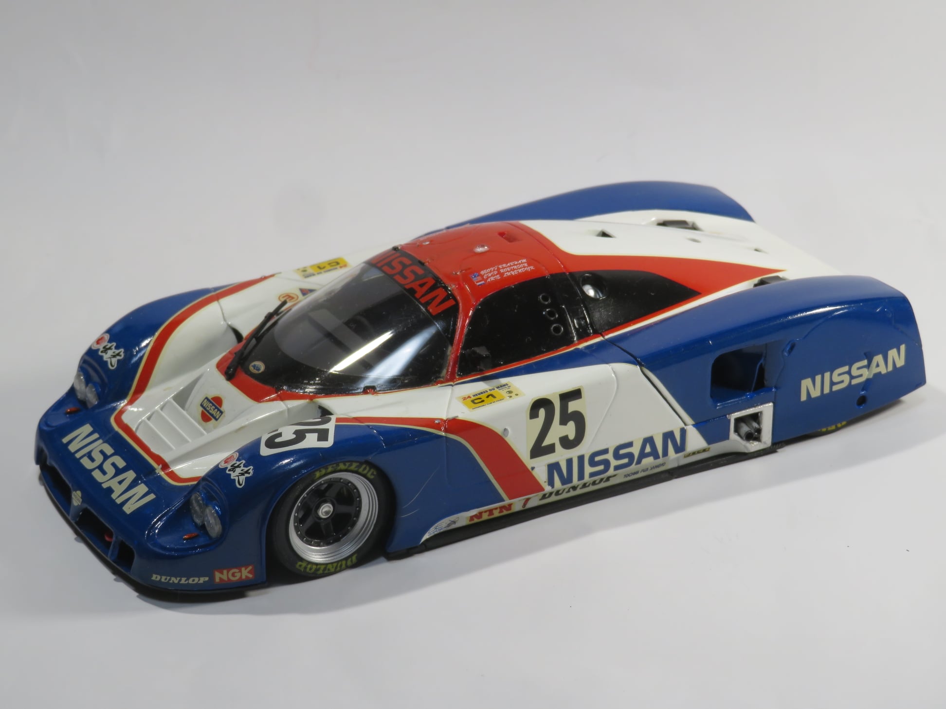 TAMIYA 1/24 NISSAN R89C