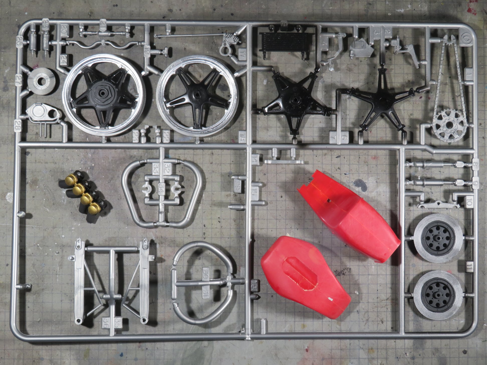 TAMIYA 1/12  HONDA RS1000  ENDURANCE RACER