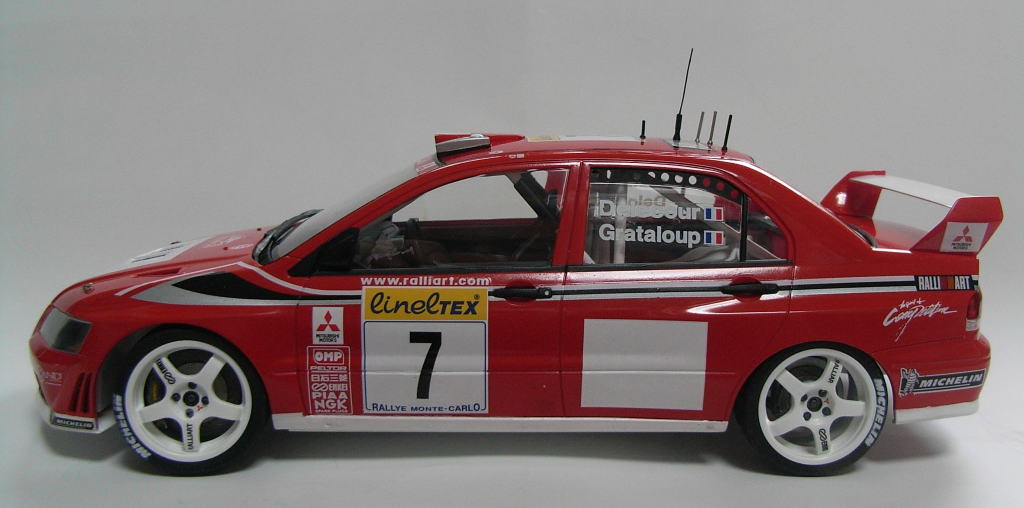 TAMIYA 1/24 MITSUBISHI LANCER EVOLUTION VII WRC