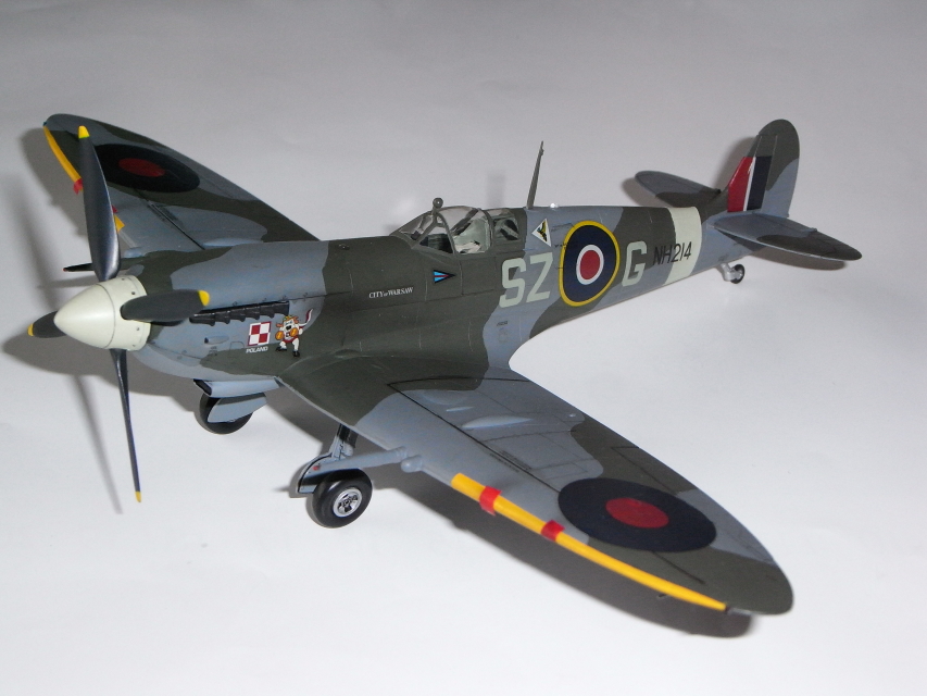 HASAGAWA 1/48 Spitfire Mk. IXc