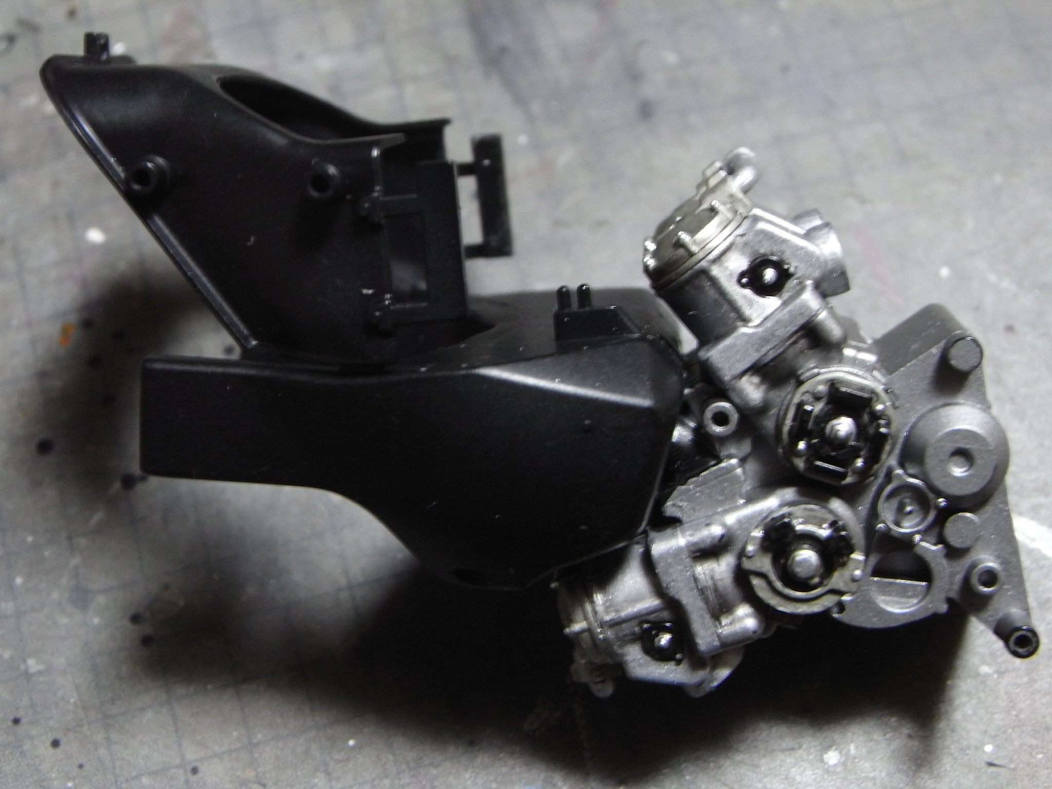 FACTORY YAMAHA YZR500 '01