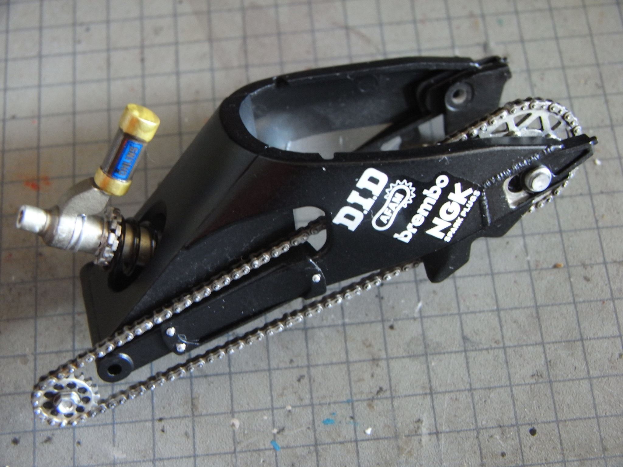 FACTORY YAMAHA YZR500 '01