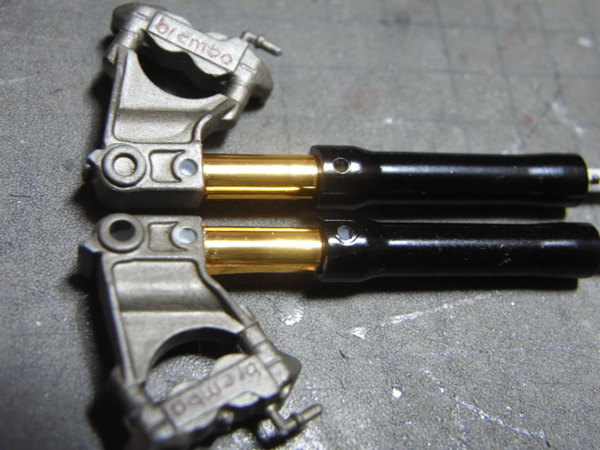 FACTORY YAMAHA YZR500 '01